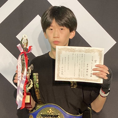  宮田 瀬那（HOSOKAWAジム）