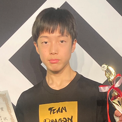  菅 太凱（チームドラゴン）