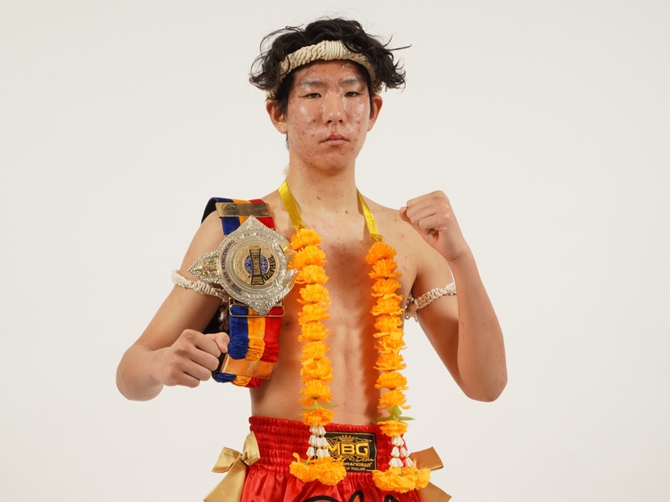 KNOCK OUT.59｜秋田巴琉 インタビュー公開！