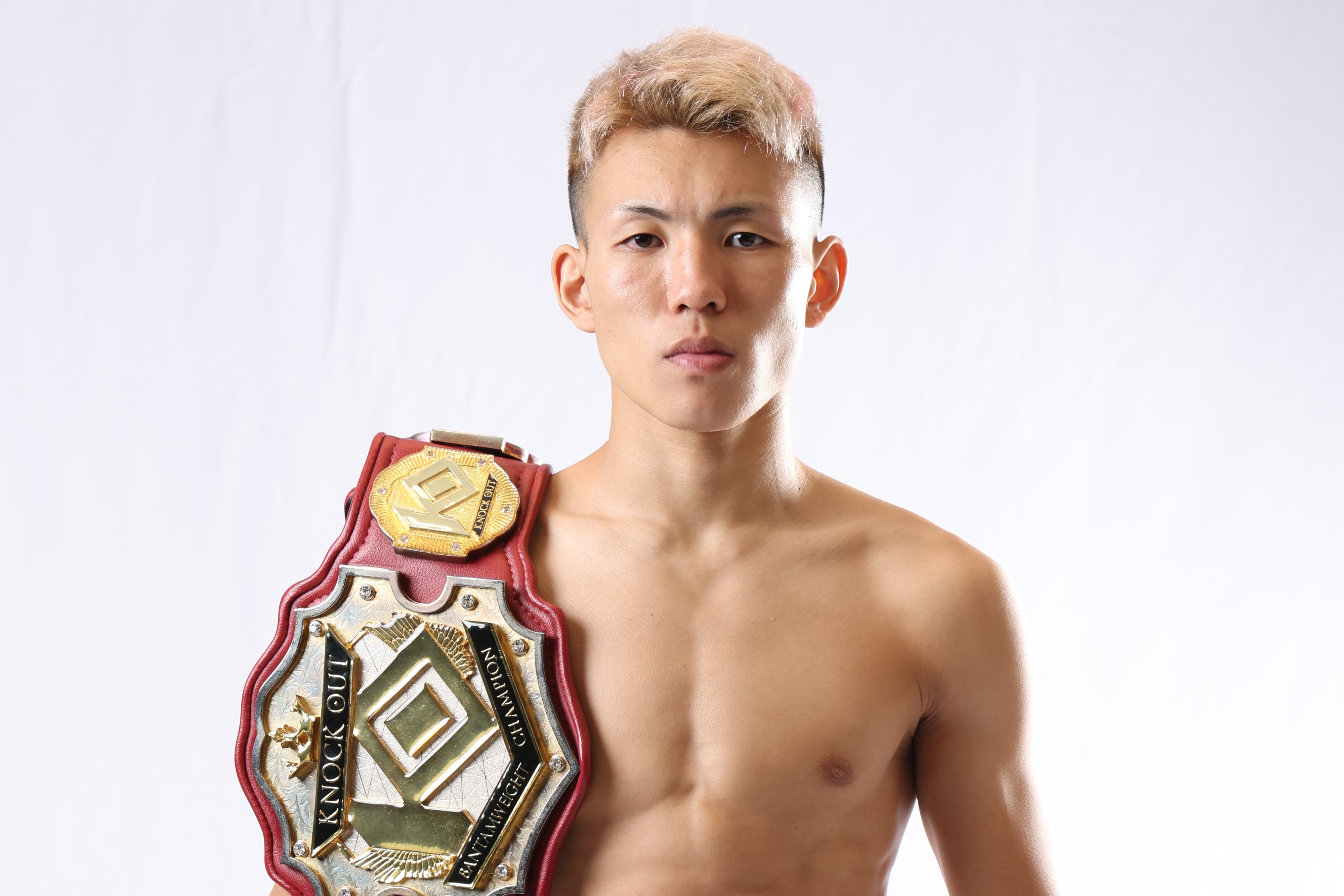 乙津陸 KNOCK OUT-REDバンタム級タイトルを返上