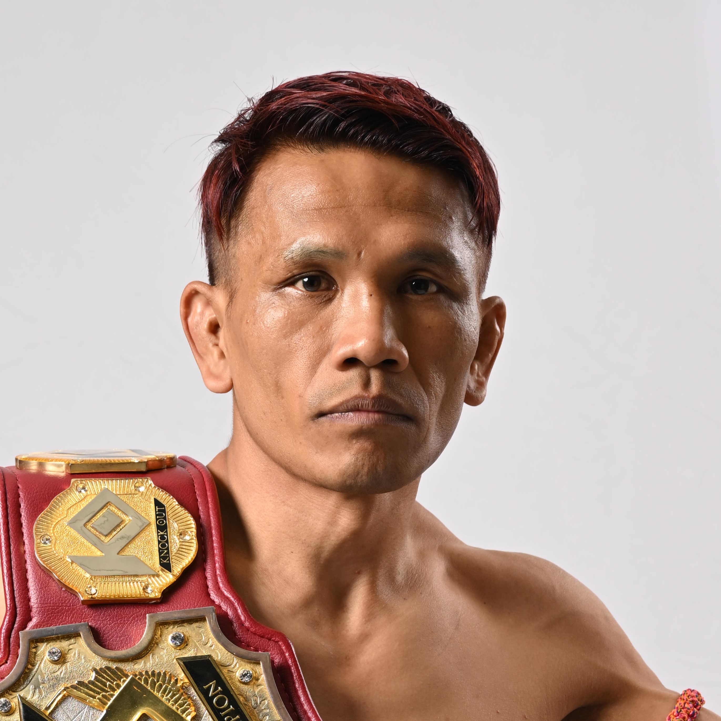 クンタップ・チャロンチャイ